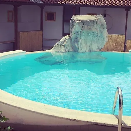 Pino Loricato 3* Castelluccio Inferiore